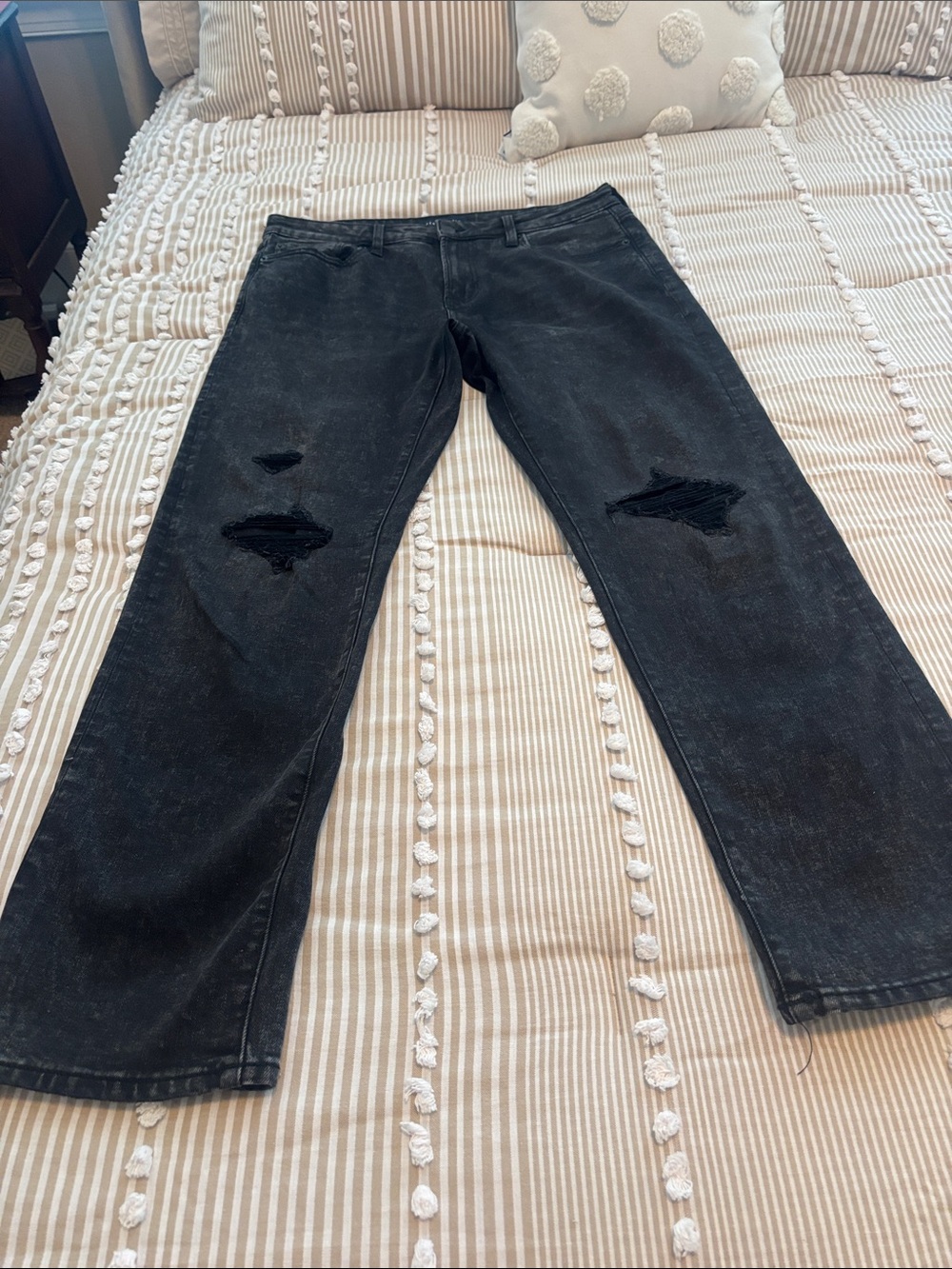 Aeropostale Black Distressed Men's Jeans